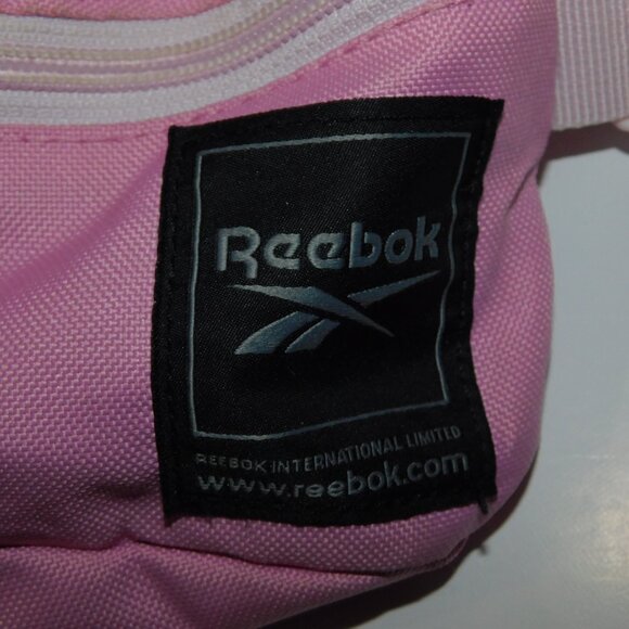 Reebok Pink Fanny Pack Waist Bum Belt Bag Travel Workout - Picture 2 of 7